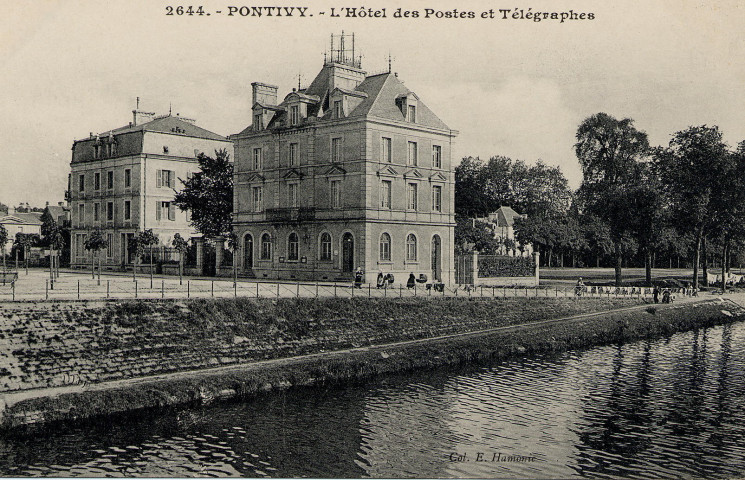 Pontivy. L'Hôtel des Postes et Télégraphes.
Saint-BrieucHamonic[ca 1910 ]
2644