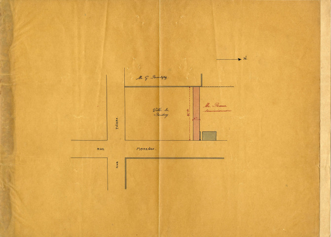 Aliénation d'une parcelle de terrain sise rue Marengo : plan / dessin de Architecte.- Pontivy 1919.- 1 plan plié : papier calque, échelle 1:500 ; 41 x 30cm.