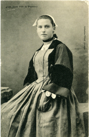 Jeune fille de Pontivy.
QuimperVillard[ca 1910]
; 4106