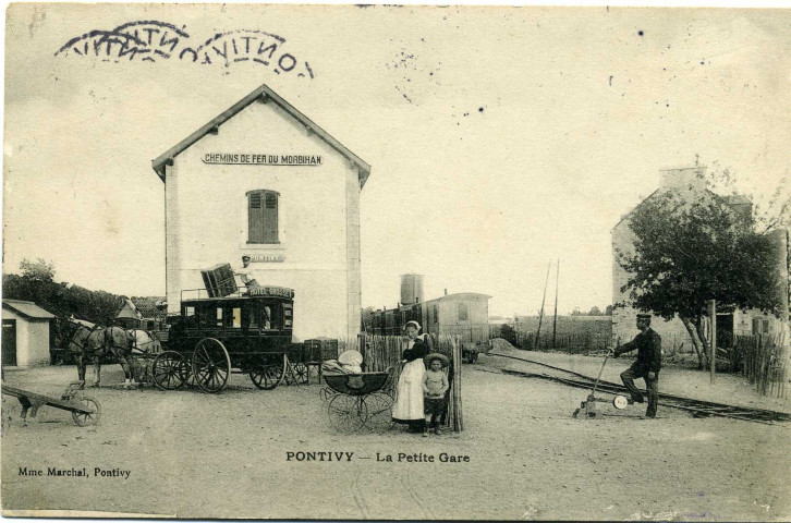 Pontivy : la Petite Gare.
PontivyVeuve Marchal[ca 1905]
