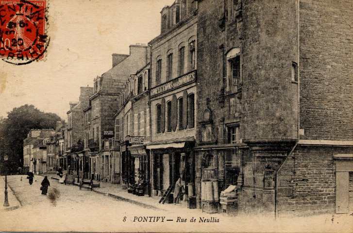 Pontivy. Rue de Neulliac.
NantesArtaud et Nozais[1920 ? ]
8