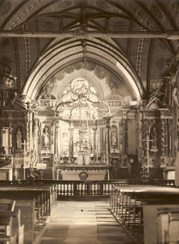 Intérieur de l'église Saint-Mériadec