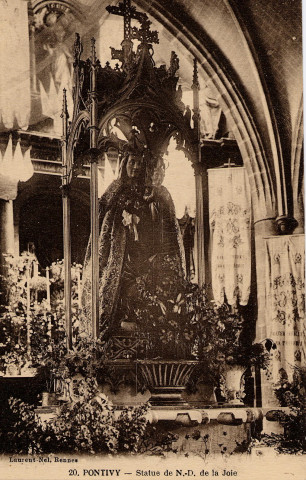 Pontivy. Statue de N[otre] D[ame] de la Joie.
RennesLaurent-Nel[ca 1920 ]
20
