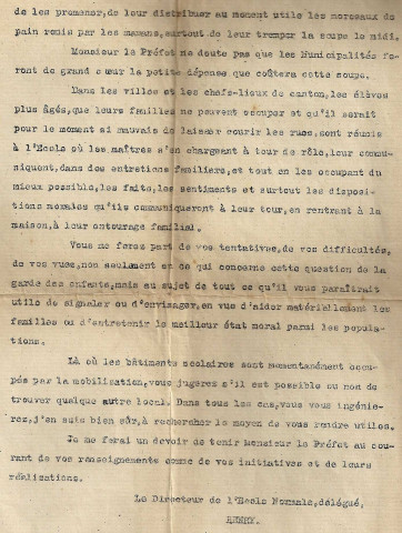 Note du directeur de l'école normal de Vannes du 6 août 1914 sur la place que doivent tenir les enseignants dans le conflit.