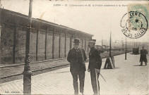 Une carte postale de Clemenceau sur le quai de la gare de Lens en 1905.