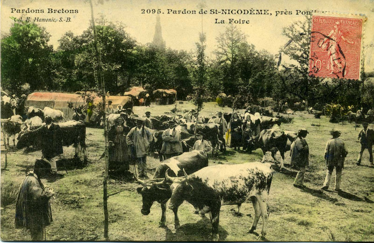 Pardon de S[ain]-Nicodème, près Pontivy : la foire.
Saint-BrieucHamonic1906
Pardons Bretons ; 2095