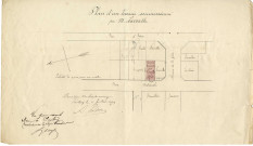 Plans d'un terrain soumissionnés par M. Lassalle : plan de localisation du terrain / Dessin Le Corre Architecte.- Pontivy 1879.- 1 plan : papier, lavis de couleurs, échelle 1:1000 ; 40 x 18,5cm.