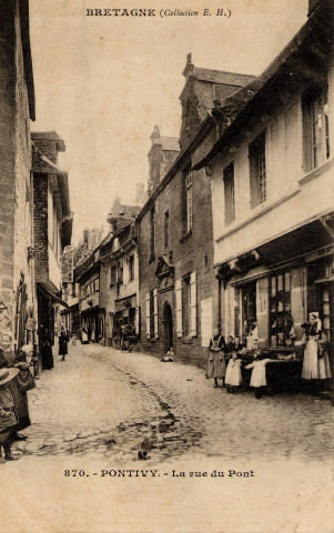 Pontivy. La Rue du Pont.
[S.l.]Hamonic[avant 1903 ]
Bretagne ; 870