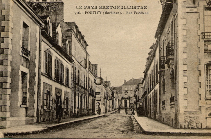 Le pays breton illustré. Pontivy (Morbihan). Rue Friedland.
PlémetLe Mouël[ca 1920 ]
536