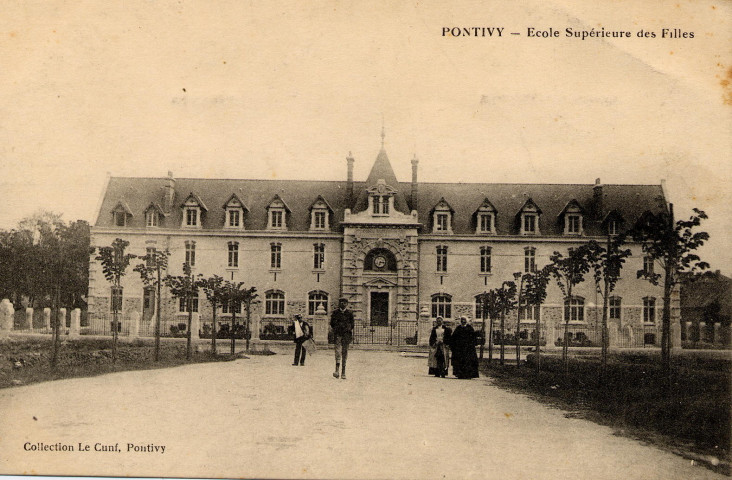 Pontivy. Ecole Supérieure des Filles.
PontivyLe Cunff[ca 1910 ]
 