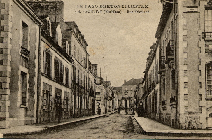 Le pays breton illustré. Pontivy (Morbihan) Rue Friedland.
PlémetLe Mouël[1917 ? ]
536