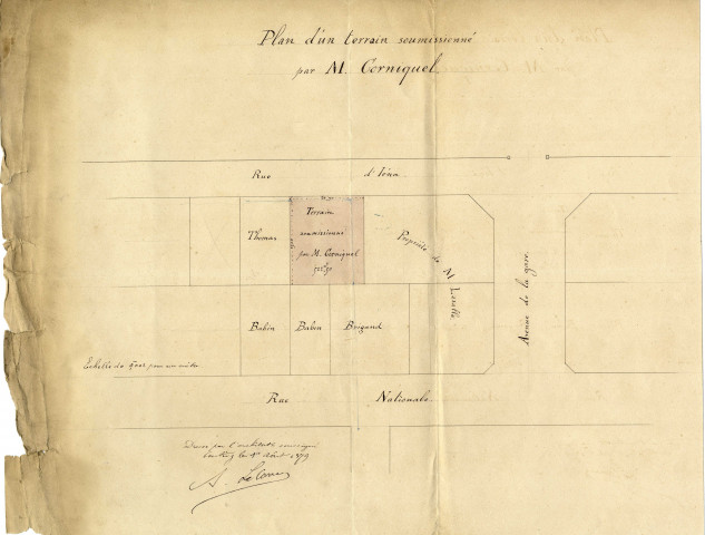 Plan d'un terrain soumissionné par M. Corniquel : plan de localisation du terrain / Dessin Le Corre Architecte.- Pontivy 1879.- 1 plan : papier, lavis de couleurs ; 38,5 x 31,5cm.